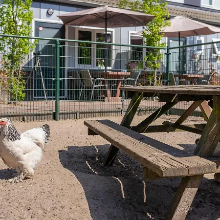 Holiday home Tiny Koolmees