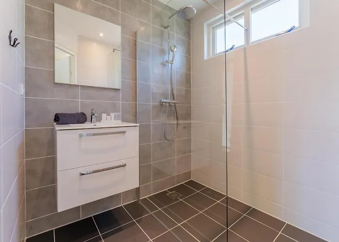 Tiny Koolmees Дом отдыха *