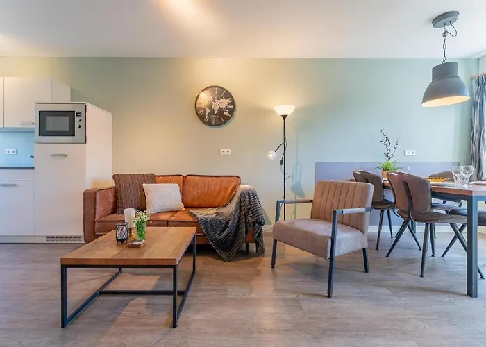 別荘 Tiny Koolmees フルスホルスト